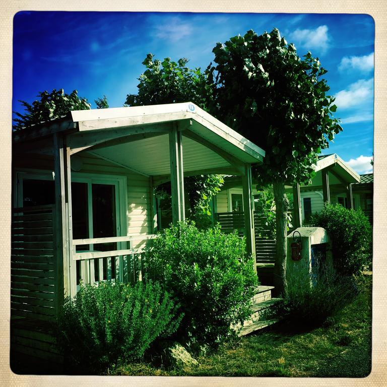 Camping Barataud Saint-Denis-dʼOléron المظهر الخارجي الصورة
