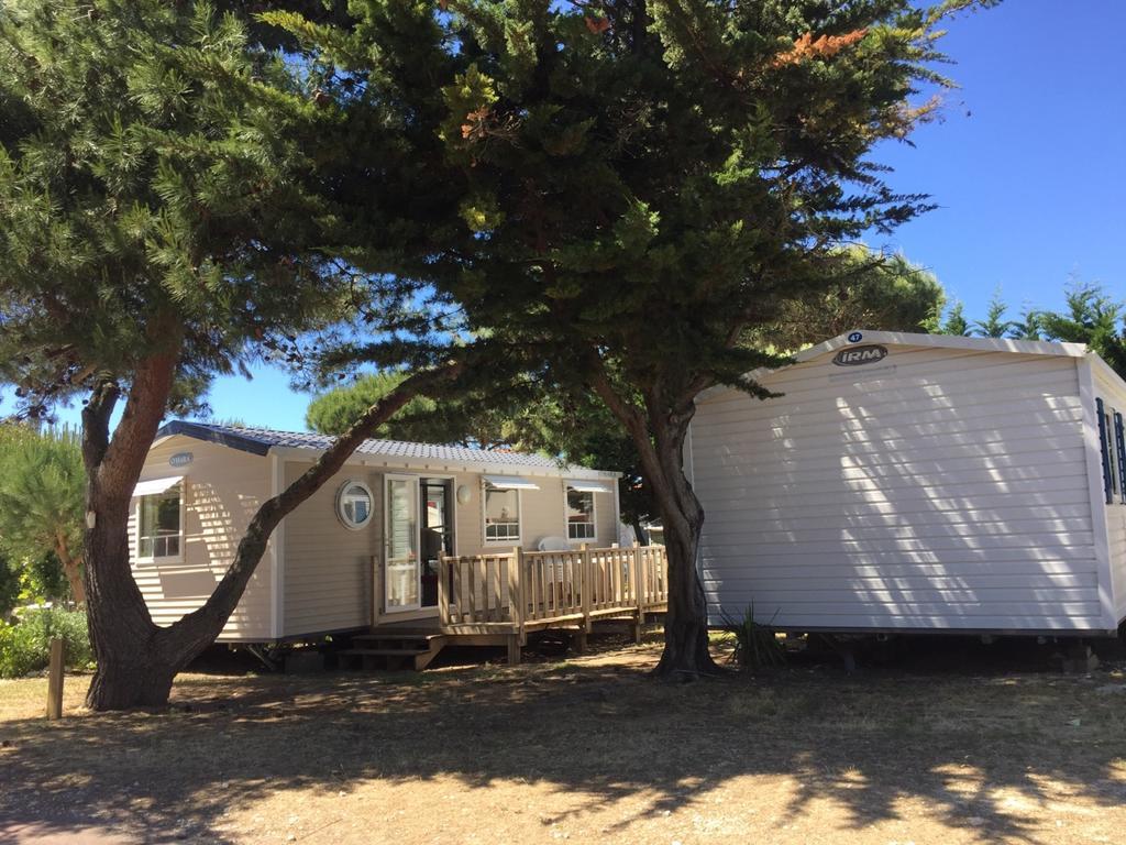 Camping Barataud Saint-Denis-dʼOléron المظهر الخارجي الصورة